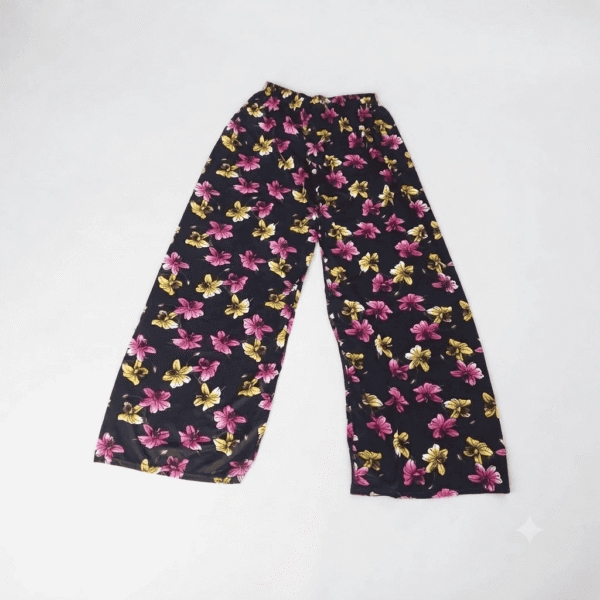 Women's Black Floral Print Ribbed Palazzos - Size XL